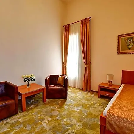 Hotel Zamek Krtiny *