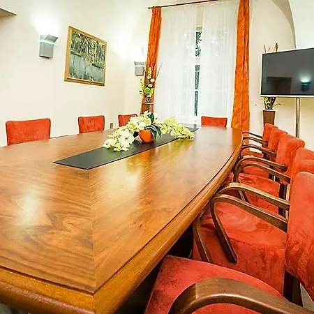 Hotel Zamek Krtiny *