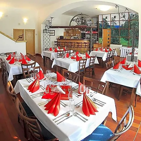 Zamek Krtiny Hotel Jedovnice