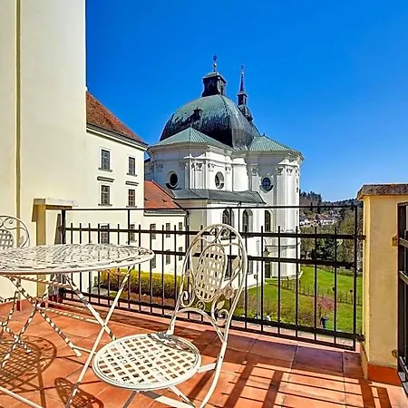 Hotel Zamek Krtiny Jedovnice